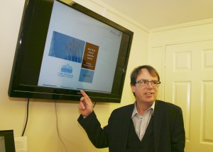 Bill Quinn presents Zoho CRM to Cheltenham Chamber of Commerce